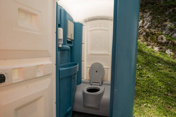 Best Emergency porta potty rental  in Harvard, IL